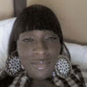 Meet your Posher, Valarie